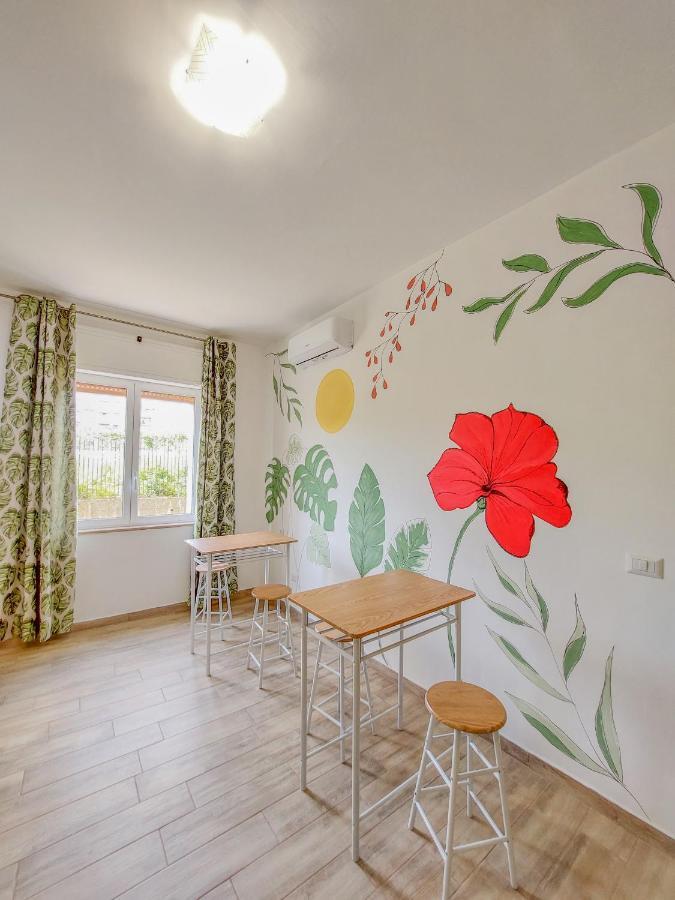 נאפולי Metro Guest House מראה חיצוני תמונה